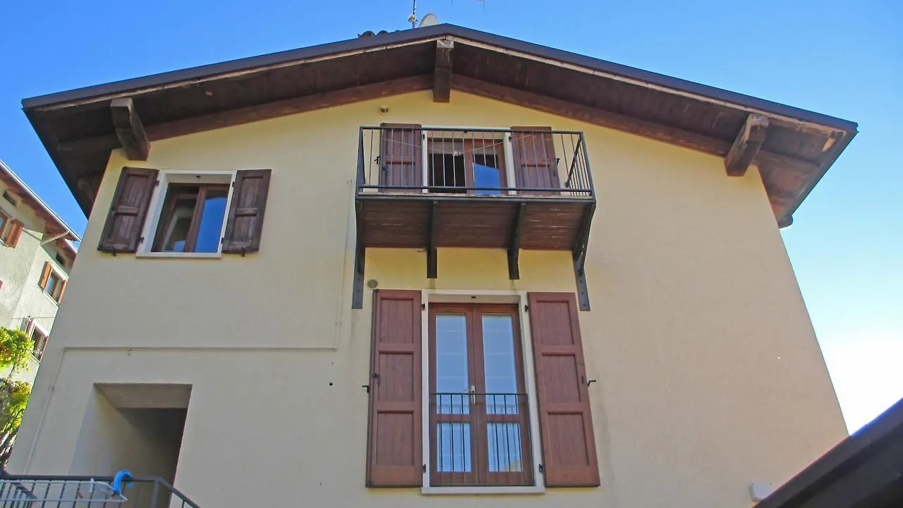 Attico Florian Vesio By Gardadomusmea Apartment Tremosine